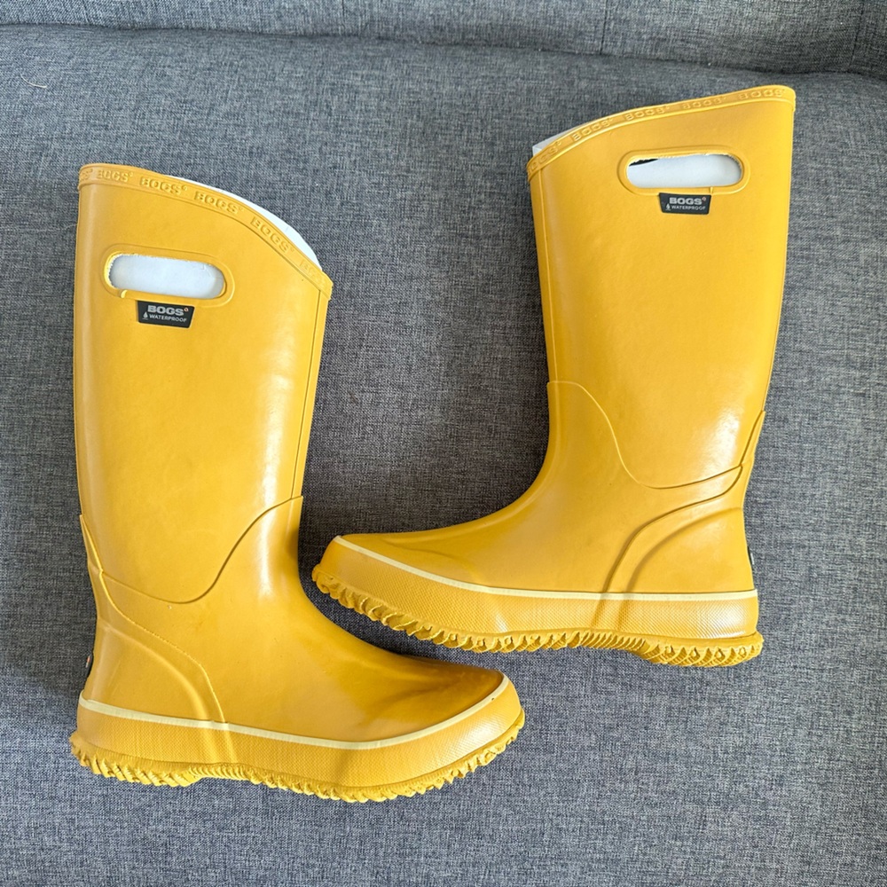 BOGS classic women’s rain boots